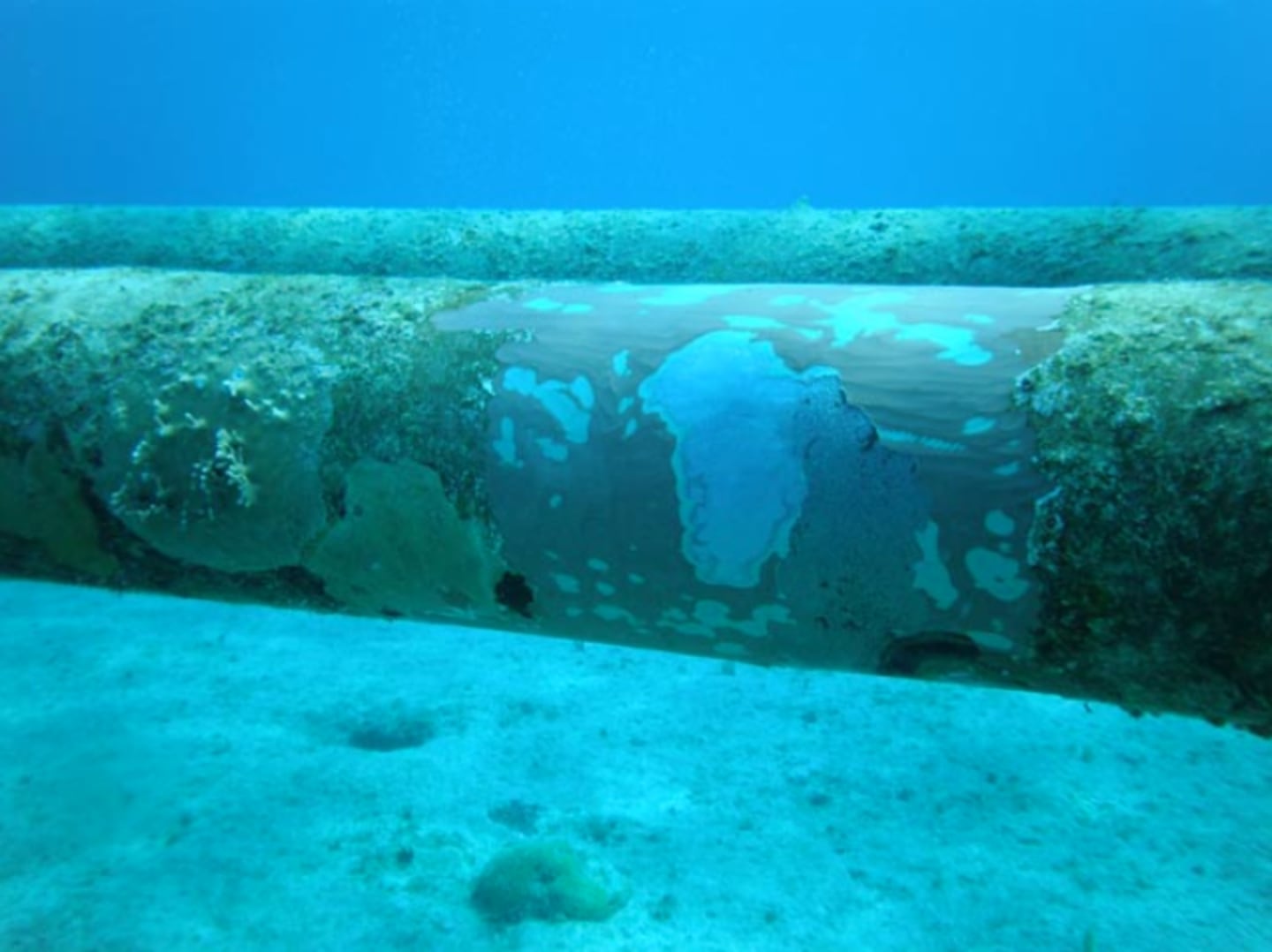 corrosion-underwater-pipeline